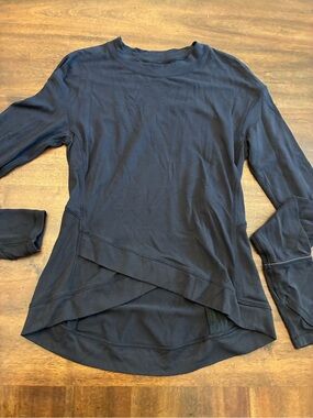 Lululemon Close to Crossing Long Sleeve Top Shirt Women’s XS Rulu Black
